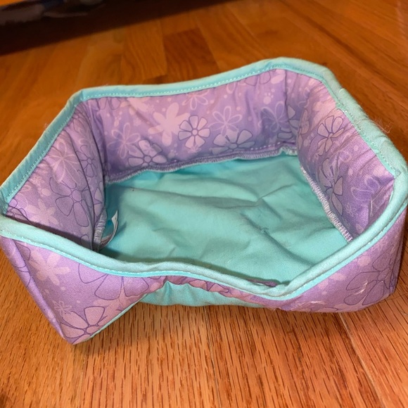 American Girl Meatloaf W/ Bed - Picture 4 of 4